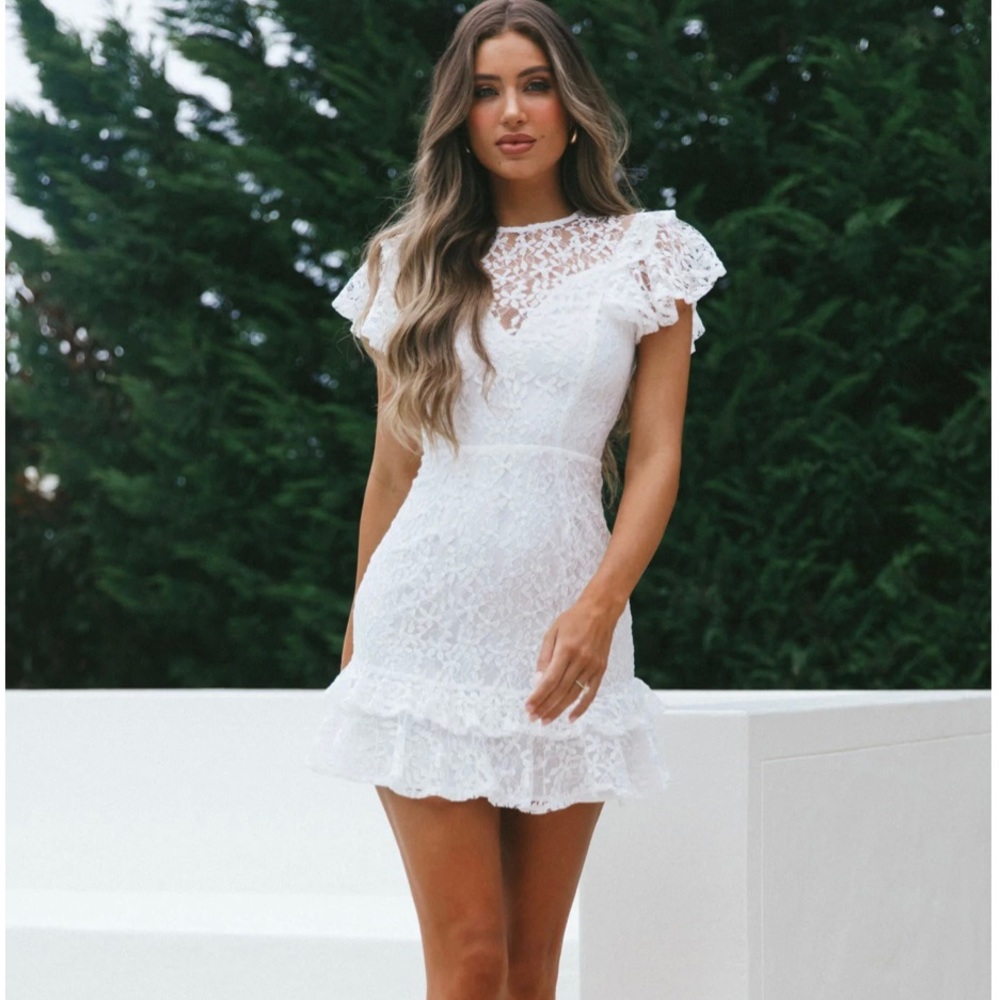 Selfie Leslie LARK CREW NECK RUFFLE SLEEVE DRESS LACE OVERLAY WHITE